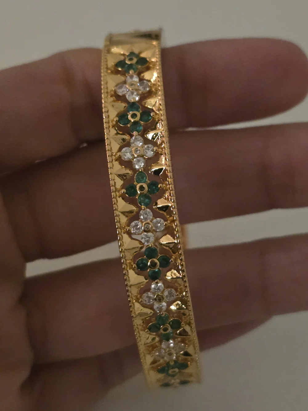 22kgp Dubai Jewelry Gold Tone Floral Green Enamel Ring and Bangle Set - Picture 13 of 15